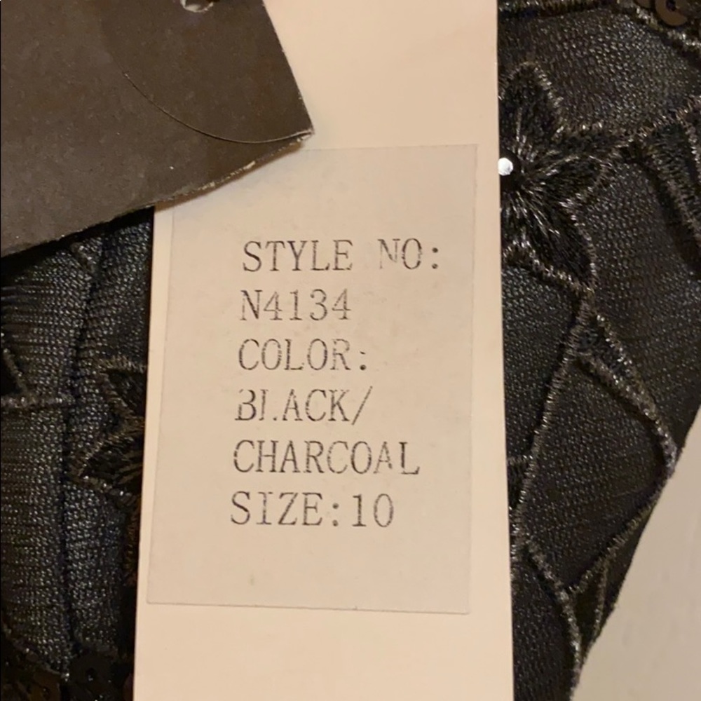 Sue Wong
Grey/Black Nocturne Formal Dress - Picture 3 of 6